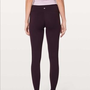 Wunder under lululemon leggings